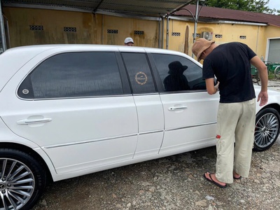 Cần bán Daewoo Chairman số tự động   Xe sang giá hợp lý 1
