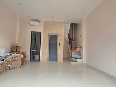Mặt ngõ đội cấn - 30m ra phố - ôtô tránh đỗ ngày đêm, kinh doanh đỉnh - giá 14 tỷ 2