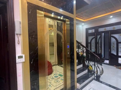 Nhà đẹp như biệt thự- khu cán bộ ca cấp- thang máy nhập khẩu giải phóng 57m2 x 5 tầng ,mặt tiền 3