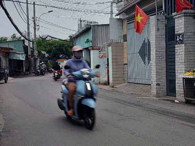 Bán nhà đẹp cạnh chợ chiều nguyễn thị định,bình trưng tây,thủ đức giá chỉ 5.5 tỷ lh mrs vân 1