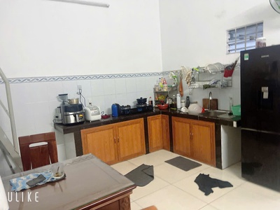 Bán nhà đối diện chợ,kinh doanh buôn bán tốt,gần chiêu liêu,giá đầu tư 2