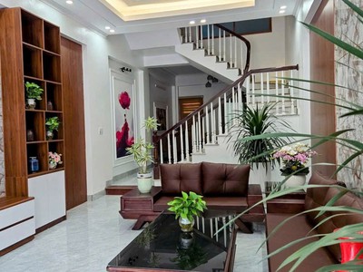 Bán nhà 4 tầng ngõ 2 oto tránh nhau đường Ngô Quyền, TP HD, 58.9m2, mt 4.15m, 4 ngủ 1