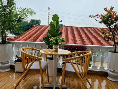 Bán nhà 4 tầng ngõ 2 oto tránh nhau đường Ngô Quyền, TP HD, 58.9m2, mt 4.15m, 4 ngủ 10