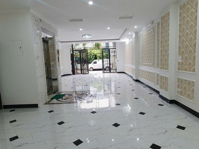 Cần bán 90m2 nhà 6 tầng, thang máy, thiết kế kinh doanh, gần phố Nông Vụ, Phúc Lợi. Đường rộng 13m 1