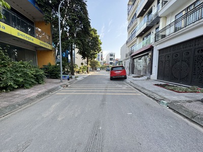 Cần bán 90m2 nhà 6 tầng, thang máy, thiết kế kinh doanh, gần phố Nông Vụ, Phúc Lợi. Đường rộng 13m 4