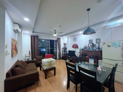 Cần bán gấp CH 74M Tòa A AnLand 1 Complex, Hà Đông. Full nội thất. Có slot ô tô 2