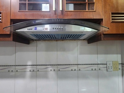 Tạm biệt mùi khó chịu cùng máy hút mùi công nghệ mới 2