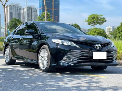 Bán xe Toyota Camry 2.5Q 2021, màu đen. 1