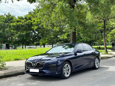 Bán xe Vinfast Lux A2.0 Turbo 2022, màu xanh. 3