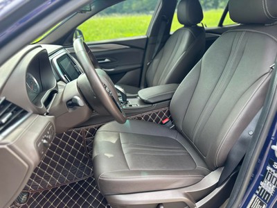 Bán xe Vinfast Lux A2.0 Turbo 2022, màu xanh. 7
