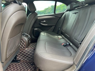Bán xe Vinfast Lux A2.0 Turbo 2022, màu xanh. 9