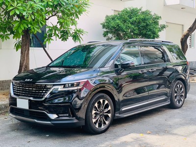 Bán xe Kia Carnival 3.5G Signature 2023, màu đen. 6