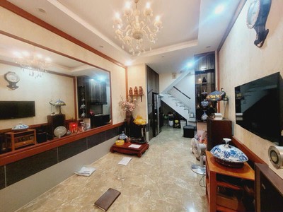 Phân lô Tôn Đức Thắng 30m2 x 5 tầng - 2 thoáng trước và sau nhà - Ba gác đỗ cửa - Gần sát phố. 2