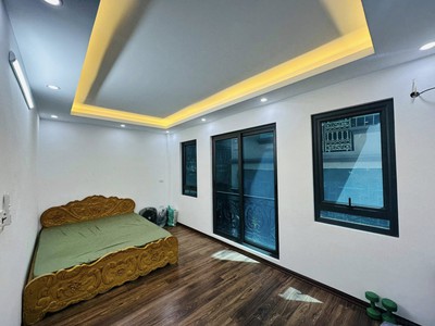 NHÀ ĐẸP THANG MÁY ngay ngã tư MINH KHAI- BẠCH MAI 34m2 5 tầng 20m ra phố  giá chỉ 8 tỷ. 5