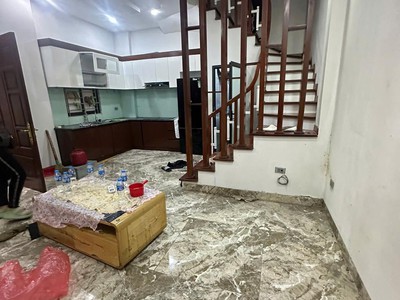 Lô góc   Ô tô đỗ cửa   Nhà đẹp Nguyễn Sơn   Tặng full nội thất   Sổ đỏ chính chủ 0