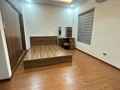 Lô góc   Ô tô đỗ cửa   Nhà đẹp Nguyễn Sơn   Tặng full nội thất   Sổ đỏ chính chủ 1
