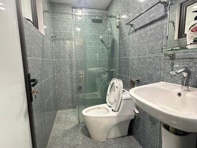 Lô góc   Ô tô đỗ cửa   Nhà đẹp Nguyễn Sơn   Tặng full nội thất   Sổ đỏ chính chủ 4