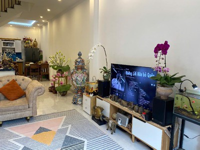 Bán Nhà Mới Lô Góc Nguyễn Văn Cừ, Gia Thụy   Ngõ Rộng, Gần Ô Tô   Ở Ngay. Giá 8.5 tỷ 0