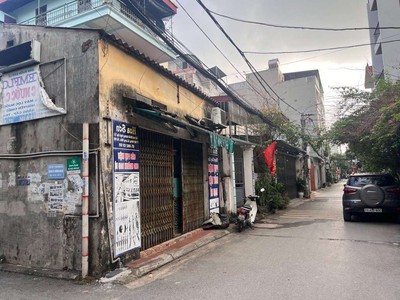 Bán nhà c4 ở việt hưng long biên cách 1 nhà ra mặt đường oto tránh diện tích 35m, 4 tỷ 9 0