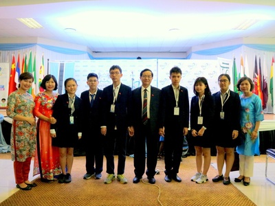 Trung tâm bồi dưỡng văn hoá hưng long  tuyển sinh đến lớp 9 các môn toán, văn, anh 2
