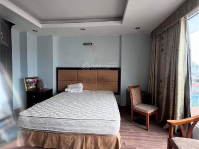 Bán gấp tòa khách sạn phố bùi thị xuân - hai bà trưng 118m 1 hầm 12 nổi 2 vỉa hè kinh doanh ngày 4