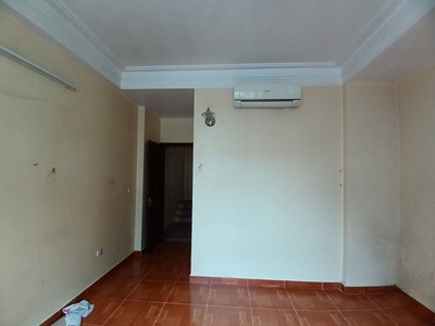 Nhà hiếm phú diễn, 30m, 4 tầng, lô góc, đường oto tránh, 3 bước chân ra hồ phú diễn 1