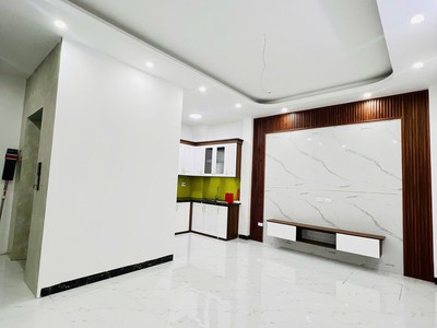 NHÀ MỚI THANG MÁY QUẬN HAI BÀ TRƯNG 42m2 5 tầng ngõ rộng thông tứ phía giá chỉ 8.9 tỷ 4