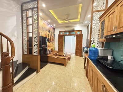 Bán nhà ô tô vào tại đông dư gia lâm xây 4 tầng đủ nội thất hơn 4 tỷ 0