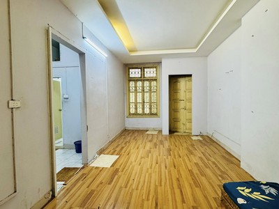 Bán nhà phân lô phố nguyên hồng - đống đa, 36m2 oto tránh - kinh doanh giá 16,3 tỷ 2