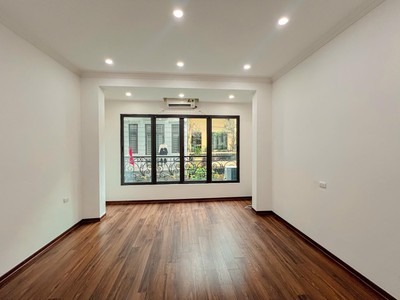 Cần bán nhà thanh xuân gần phố phân lô oto đỗ cửa kinh doanh vp, dt54m2 chỉ 16 tỷ 2