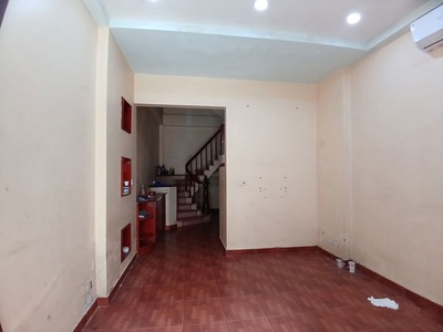 Nhà hiếm phú diễn, 30m, 4 tầng, lô góc, đường oto tránh, 3 bước chân ra hồ phú diễn 4