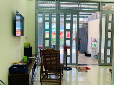 Bán nhà 3 tầng 108.6 m2 5 21m   mặt tiền đường kdc   đường rộng 10m, nhỉnh 7 tỷ   cạnh công viên. 2