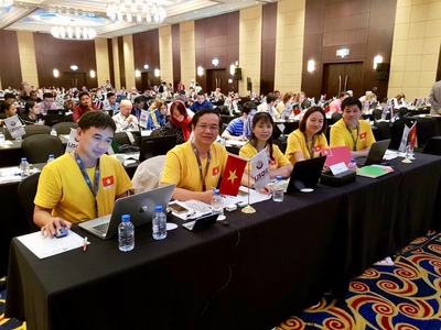 Trung tâm bồi dưỡng văn hoá hưng long  tuyển sinh đến lớp 9 các môn toán, văn, anh 1
