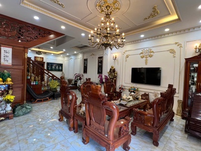 Bán biệt thự đẳng cấp 4 lầu ngang 12m ngay kdc cityland p.10 240m2 tiện ích vip chỉ 55 tỷ 3