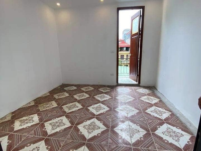 Cho thuê nhà nguyên căn ngõ 281 trương định, 4 tầng x 34m2, 2 ngủ, 8.5 triệu 3