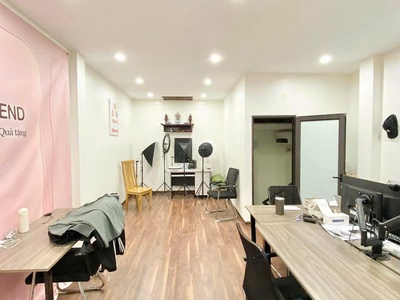 Cho thuê nhà ngõ minh khai 2 tầng x 33m2 spa, nail, tạp hoá 8 triệu 2