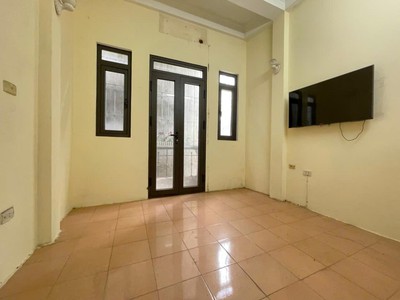 Nhà đẹp   minh khai   5 tầng 35/41 m2 giá 6.5 tỷ 0