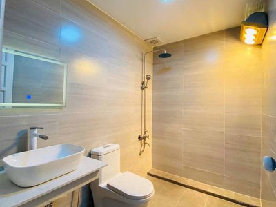 Bán nhà trung kính   lô góc 2 mặt thoáng   30m  x 5t, chỉ 8.6 tỷ  tl 1