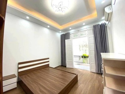Bán nhà trung kính   lô góc 2 mặt thoáng   30m  x 5t, chỉ 8.6 tỷ  tl 2