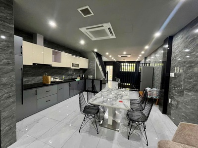 Bán tòa căn hộ 6 tầng, 21 phòng, đường hòa nam 2, sát bến xe đà nẵng,cho thuê 65 triệu/tháng 1