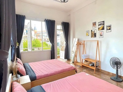 Cho thuê nhà nguyên căn gần bệnh viện đa khoa phường 6 đà lạt, 5pn full nội thất, 16tr 3
