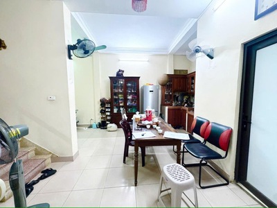 Bán nhà phố- an trạch- quốc tử giám -dân xây dt 63m 4tầng mt7.4m giá chỉ 12,8 tỷ 4