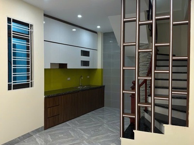 Bán nhà 5 tầng mới kính coong     bát khối - ô tô đỗ cổng -5.6 tỷ 0