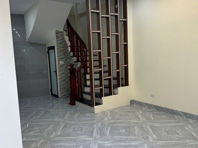 Bán nhà 5 tầng mới kính coong     bát khối - ô tô đỗ cổng -5.6 tỷ 1