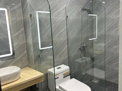 Bán nhà 5 tầng mới kính coong     bát khối - ô tô đỗ cổng -5.6 tỷ 3