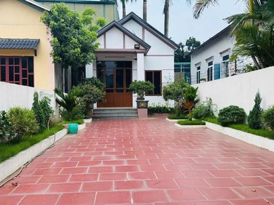 Bán đất tặng nhà tại đông yên. 165m full thổ cư 0