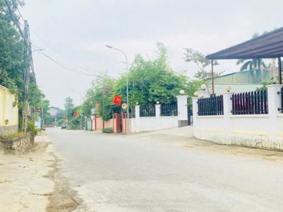 Bán đất tặng nhà tại đông yên. 165m full thổ cư 2