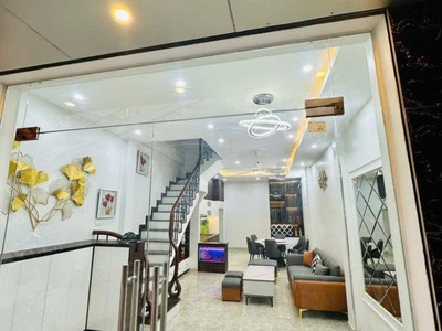 Nhà đẹp phương mai - trung tâm đống đai   ôtô đỗ cửa   xe tải cách 30m   giá 11 tỷ 2
