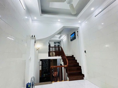 Bán nhà nguyễn hoàng tôn   tây hồ   4 tầng dân xây   ngõ thông   giá 8.4 tỷ 3