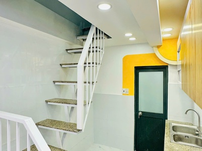 Bán nhà 1 trệt 2 lầu mới đẹp 100 - đường hàn hải nguyên - quận 11 3